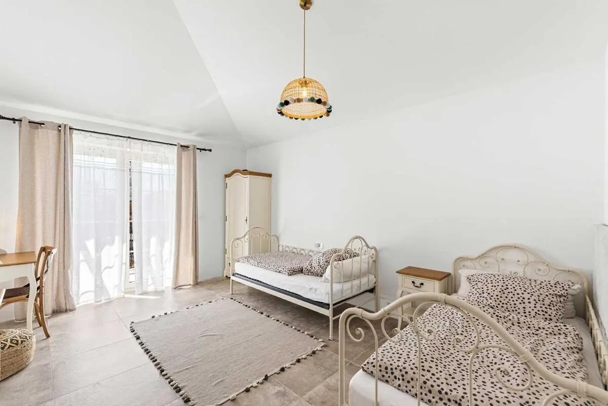 Villa Kastelir By Aneo Travel